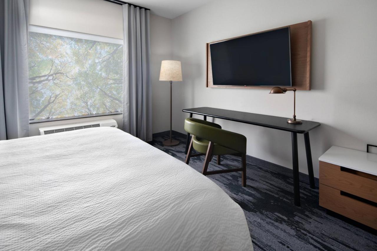Fairfield Inn & Suites By Marriott לייק ג'נבה מראה חיצוני תמונה